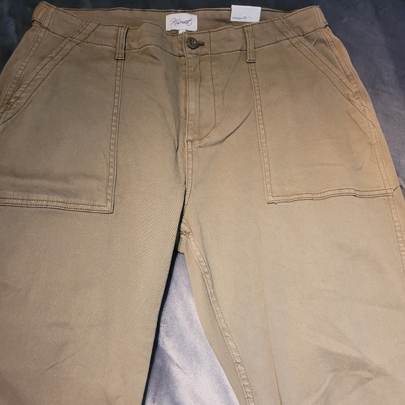 **Bootlegger Loose Cargo Pants**:- - Picture 5 of 7